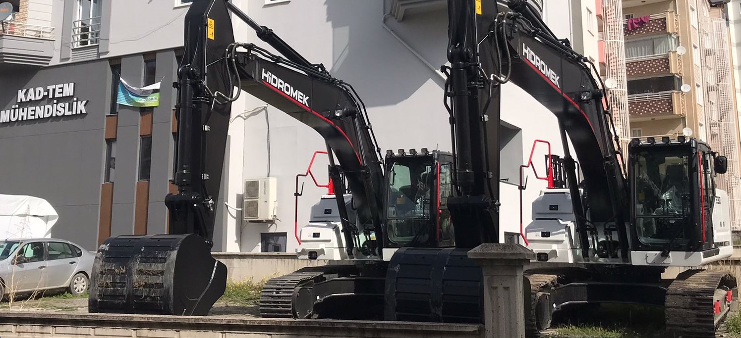 Araç Parkımız Yeni İş Makineleriyle Büyüyor — Ekskavatör