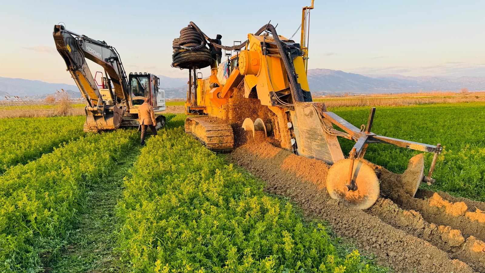 Araç Parkımız Yeni İş Makineleriyle Büyüyor — Trencher